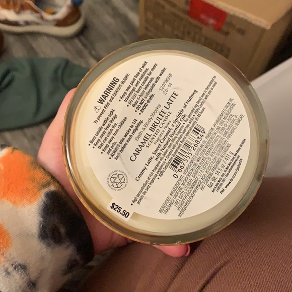 Caramel Brûlée 3 Wick - Picture 3 of 3